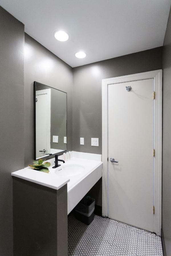 Dupont Circle Embassy Inn By Found Washington Esterno foto
